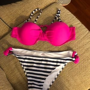 Women’s bikini bathing suit